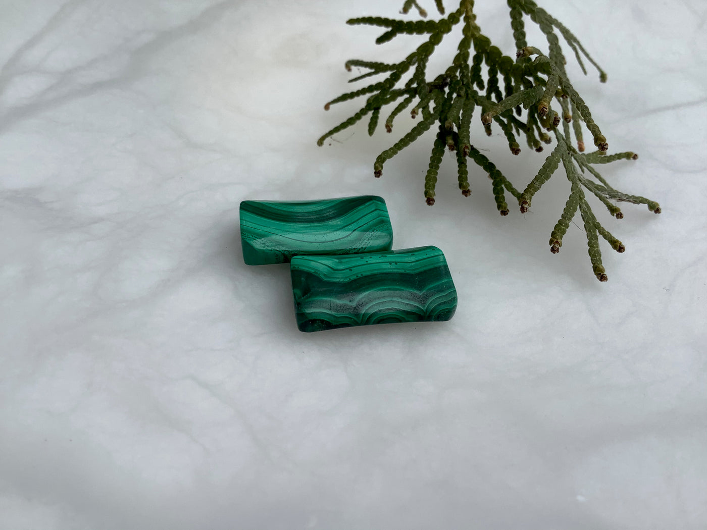 Green Malachite (natural and synthetic)